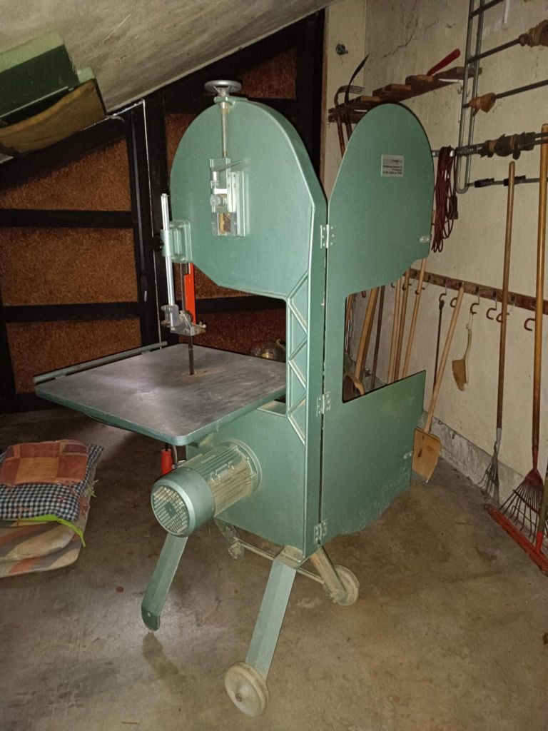 Piła taśmowa firmy Metallmatag RS IP 5411 IP