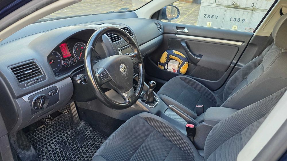 Volkswagen Golf 5 V Kombi Variant 1.6 PB+LPG bogate wyposażenie, hak