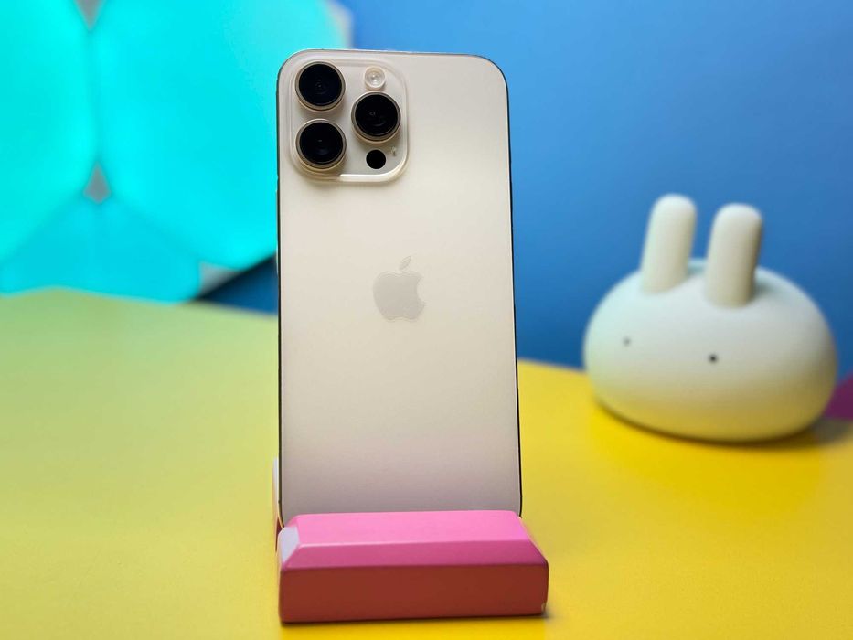 Смартфон Apple iPhone 16 Pro Max 256GB Desert (149416) Б/У З ГАРАНТІЄЮ