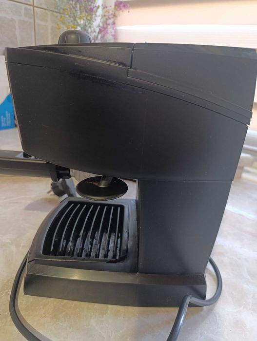 Ekspres ciśnieniowy DeLonghi