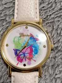 Damski zegarek Geneva z motywem kolorowych motyli