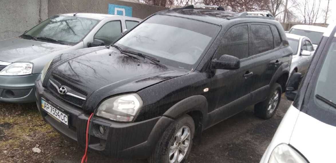 Продаж  HYUNDAI TUCSON, об’єм двигуна, 1, 975 см³