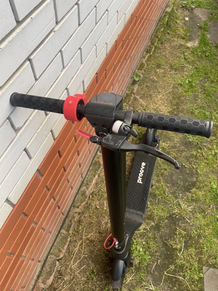Єлектросамокат Proove X-City Pro