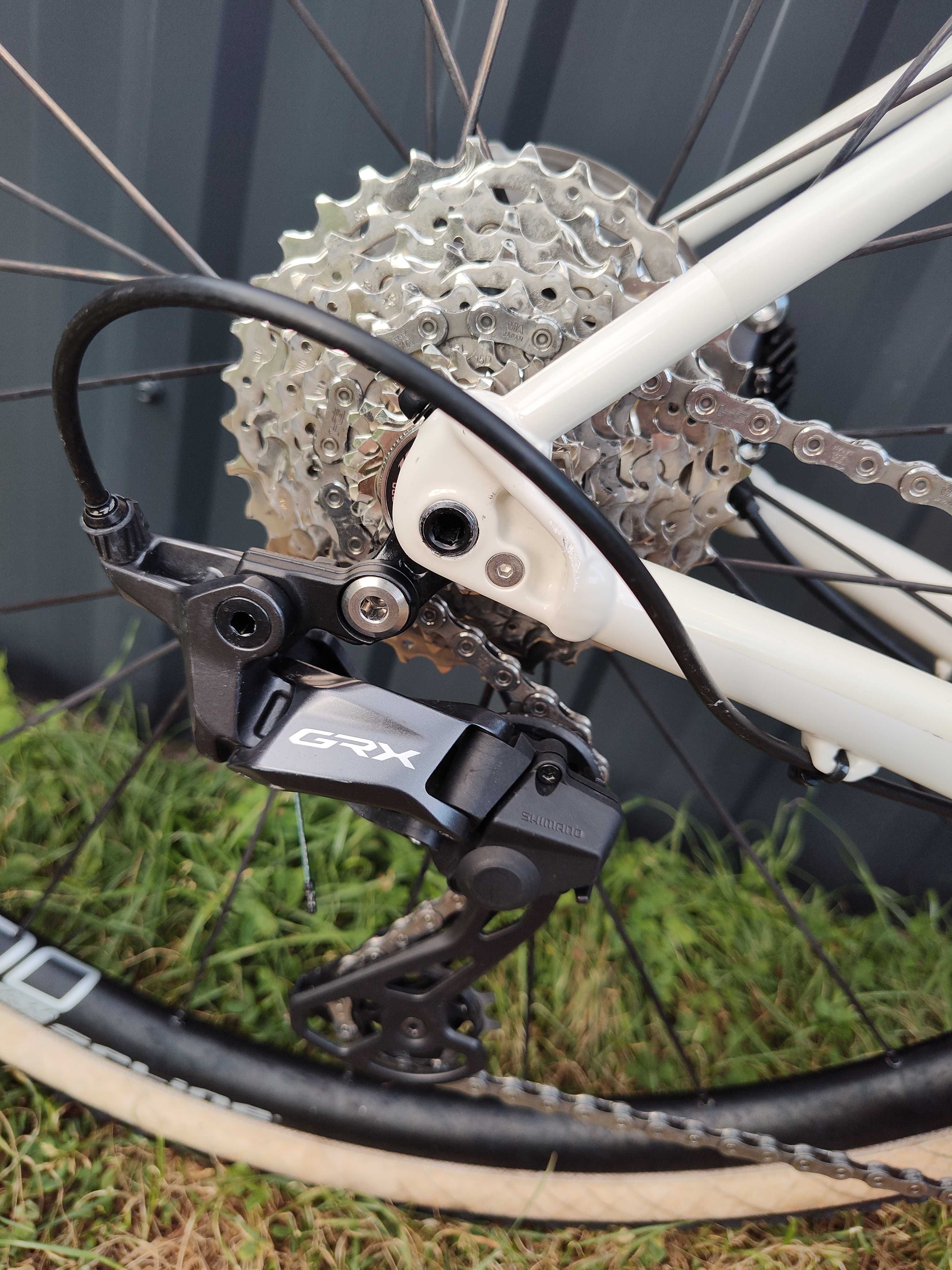 GRAVEL - FELT BREED 30 GRX820 2X12 - DT SWISS 1600 - R54