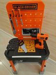 Warsztat dla dzieci stolarz Black Decker stolarnia