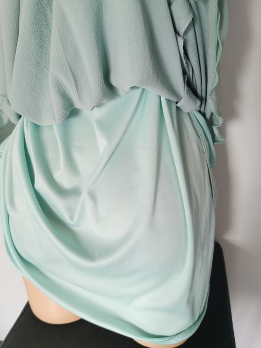 Sukienka muślinowa falbany