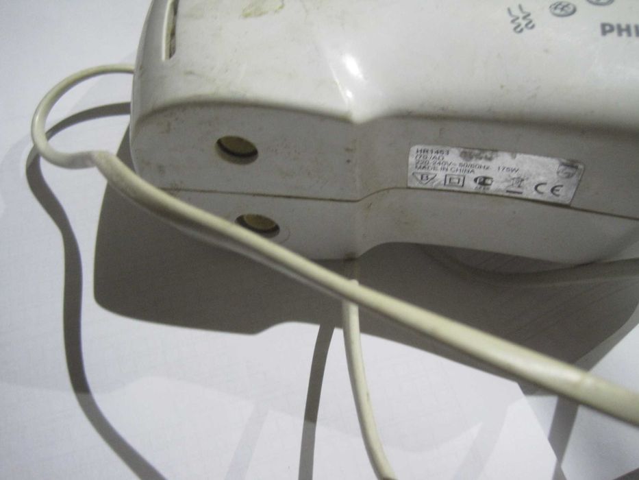 Продам миксер PHILIPS без  взбивалок