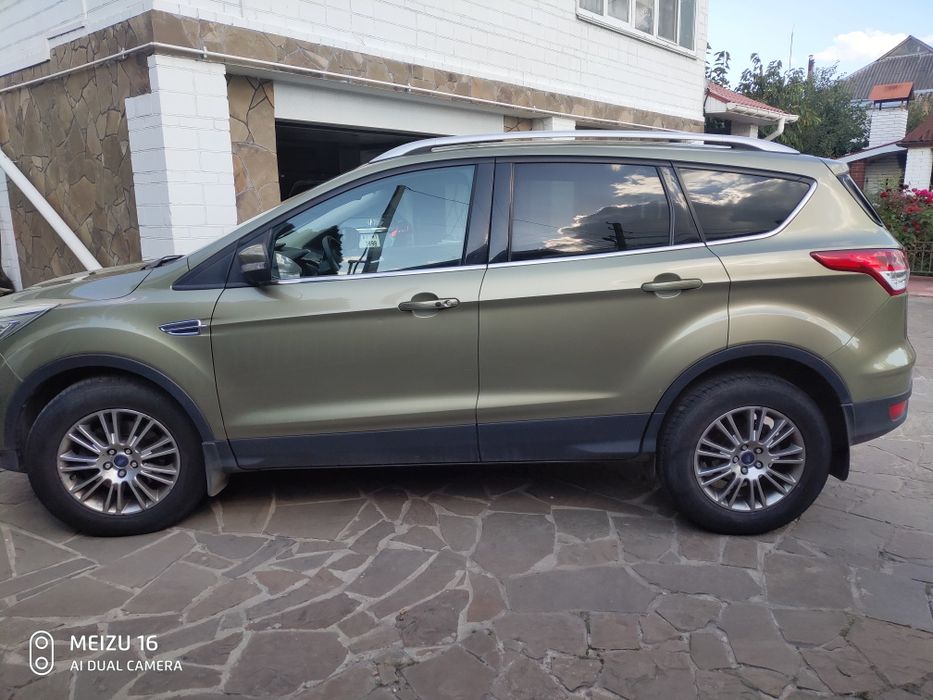 Продам Ford Kuga 2013 року