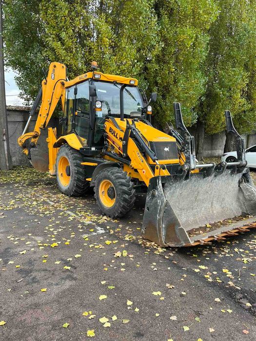 Оренда екскаватора-навантажувач JCB 3CX з гідромолотом (ПДВ)