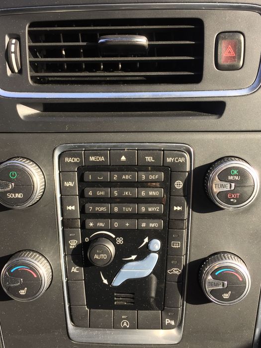 Volvo V60 2014 em óptimo estado