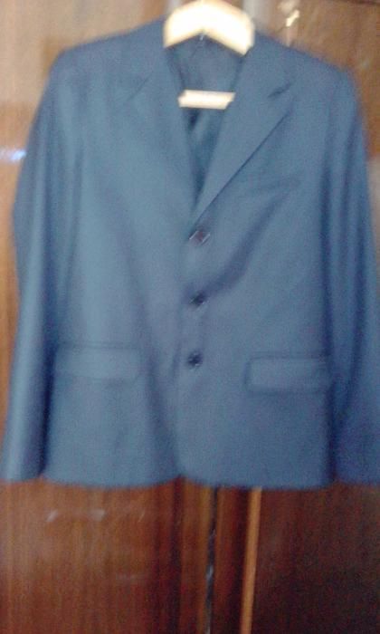 Костюм школьный новый