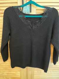 Продам светр чорного кольору
