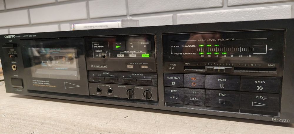 Magnetofon deck ONKYO TA-2330. Japan