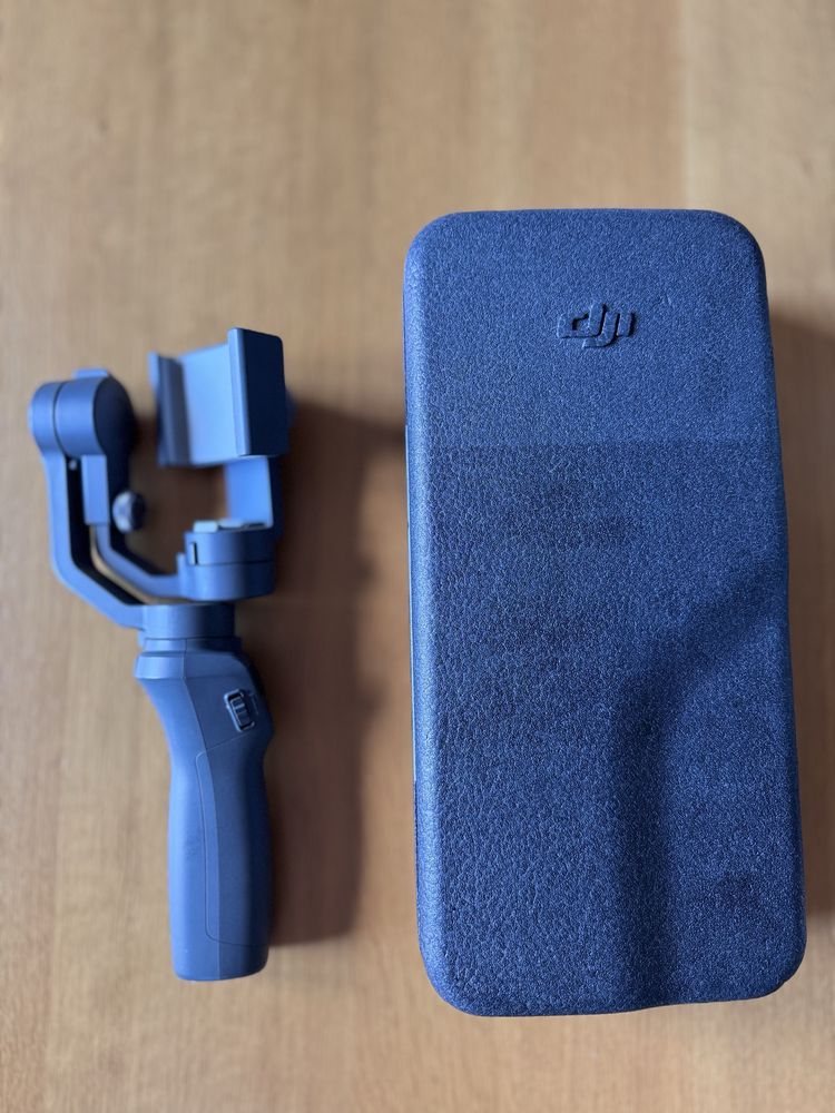 Gimbal Osmo DJI Mobile 2 em excelente estado, usado poucas vezes