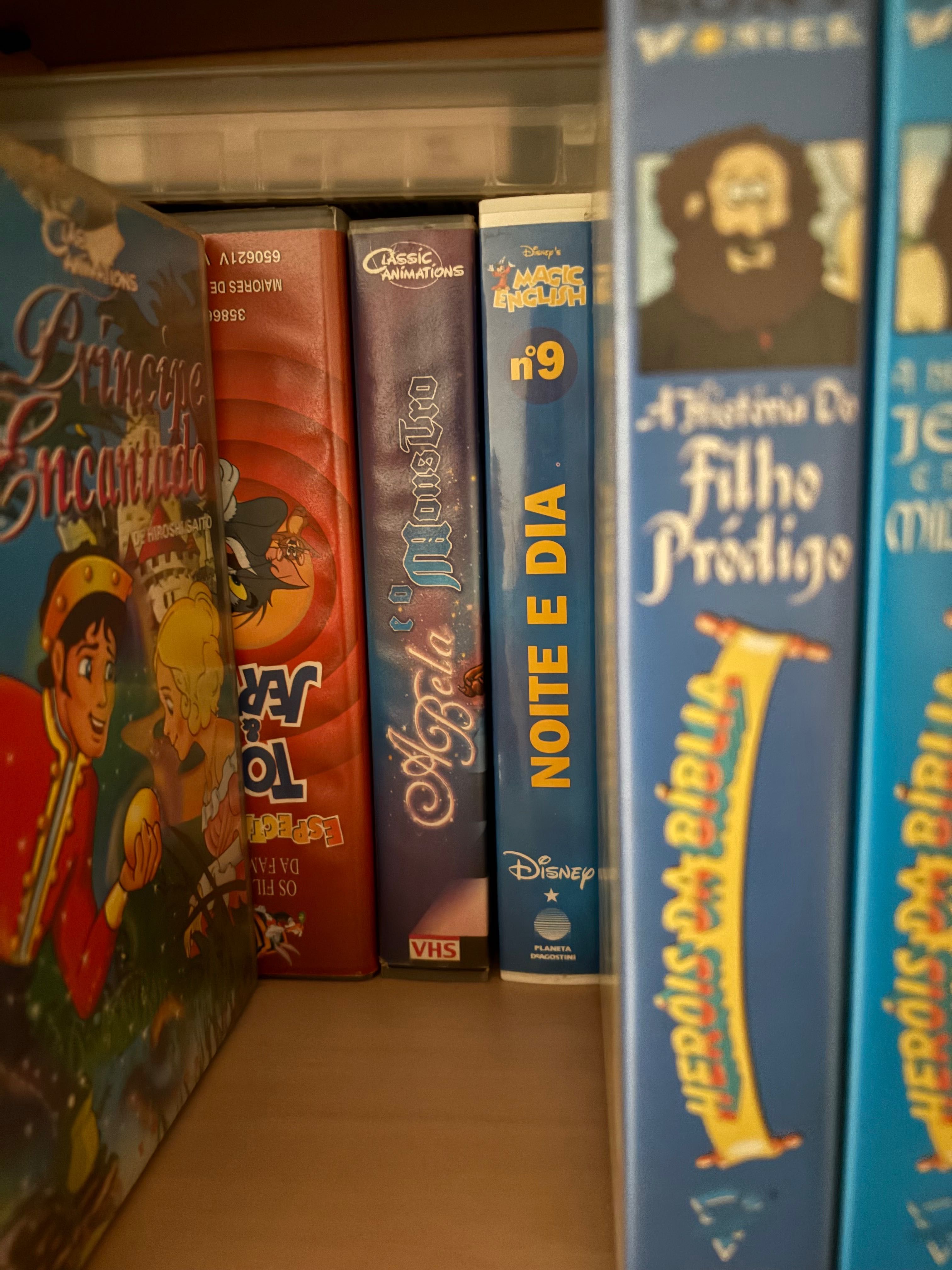 50+ cassetes VHS
