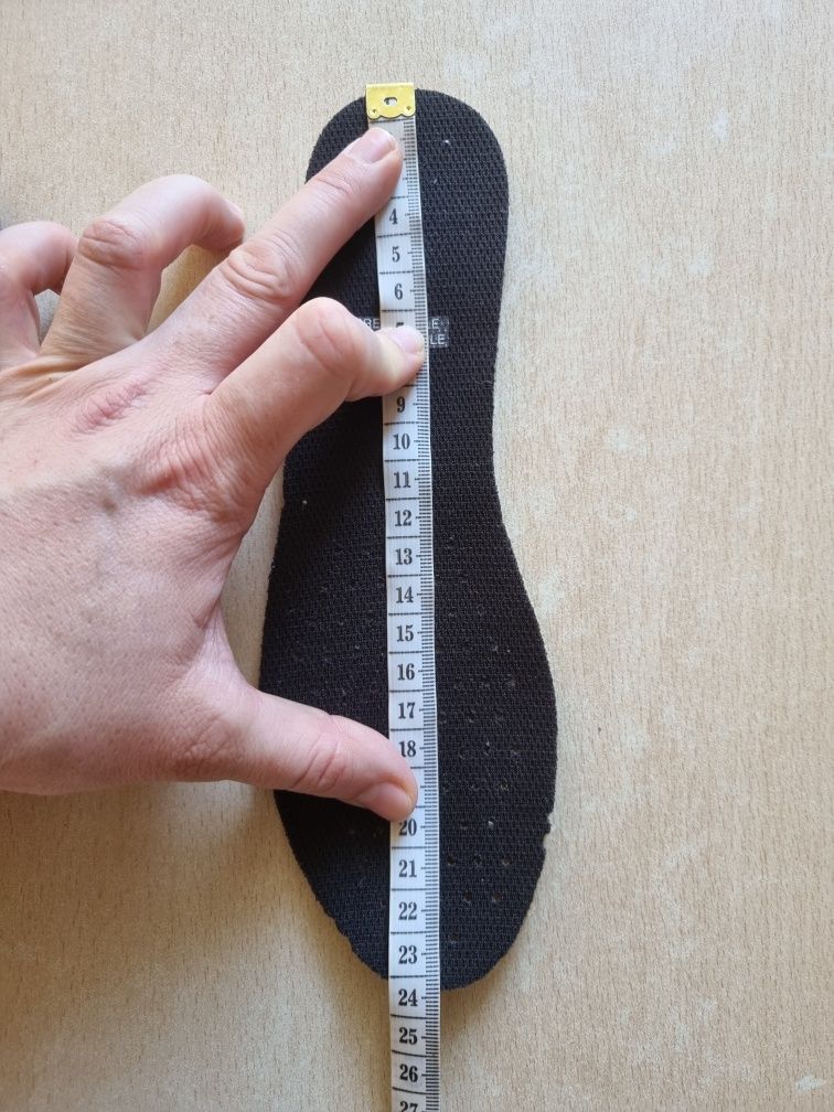 Buty dziewczęce Geox 35 nowe