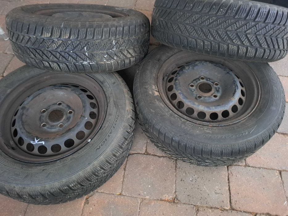 * zimowki * DEBICA * 195/65 r15 GOLF V VI* TOURAN* A3* PASSAT 5x112