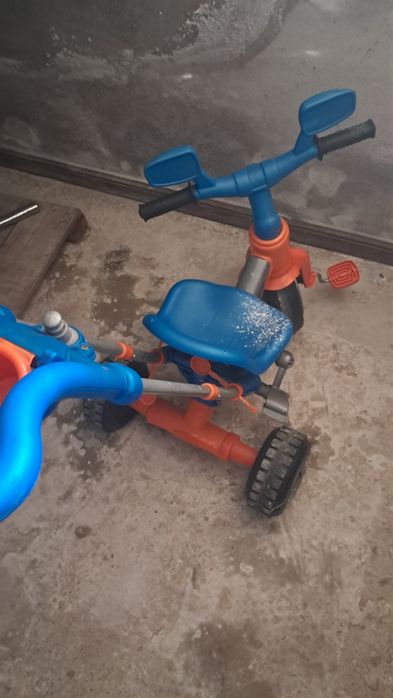 Triciclo de bebé