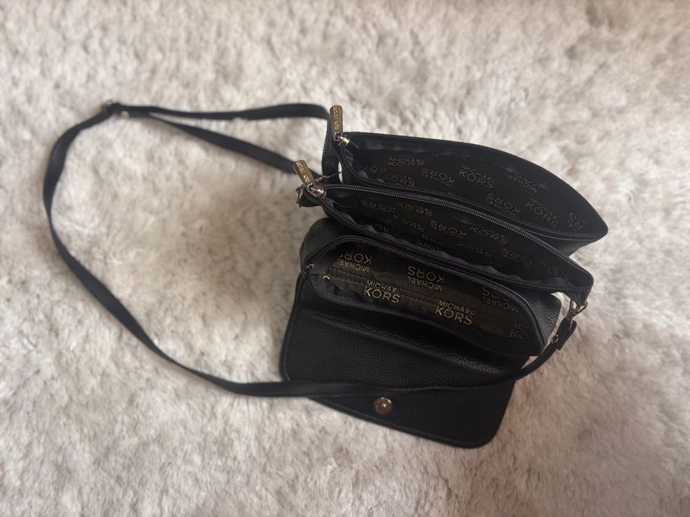 Elegancka Torebka saszetka na ramie Michael Kors Kopertówka