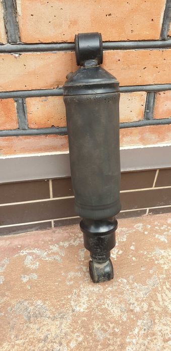 Амортизатор кабины с подушкой Volvo FH12 FH16