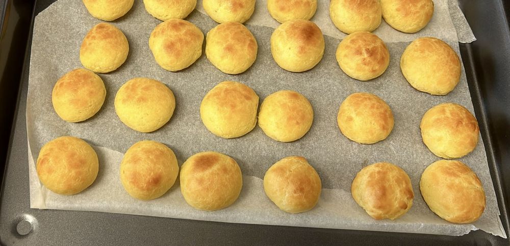 Vendo Pão de queijo, brigadeiros , bolos e brownie