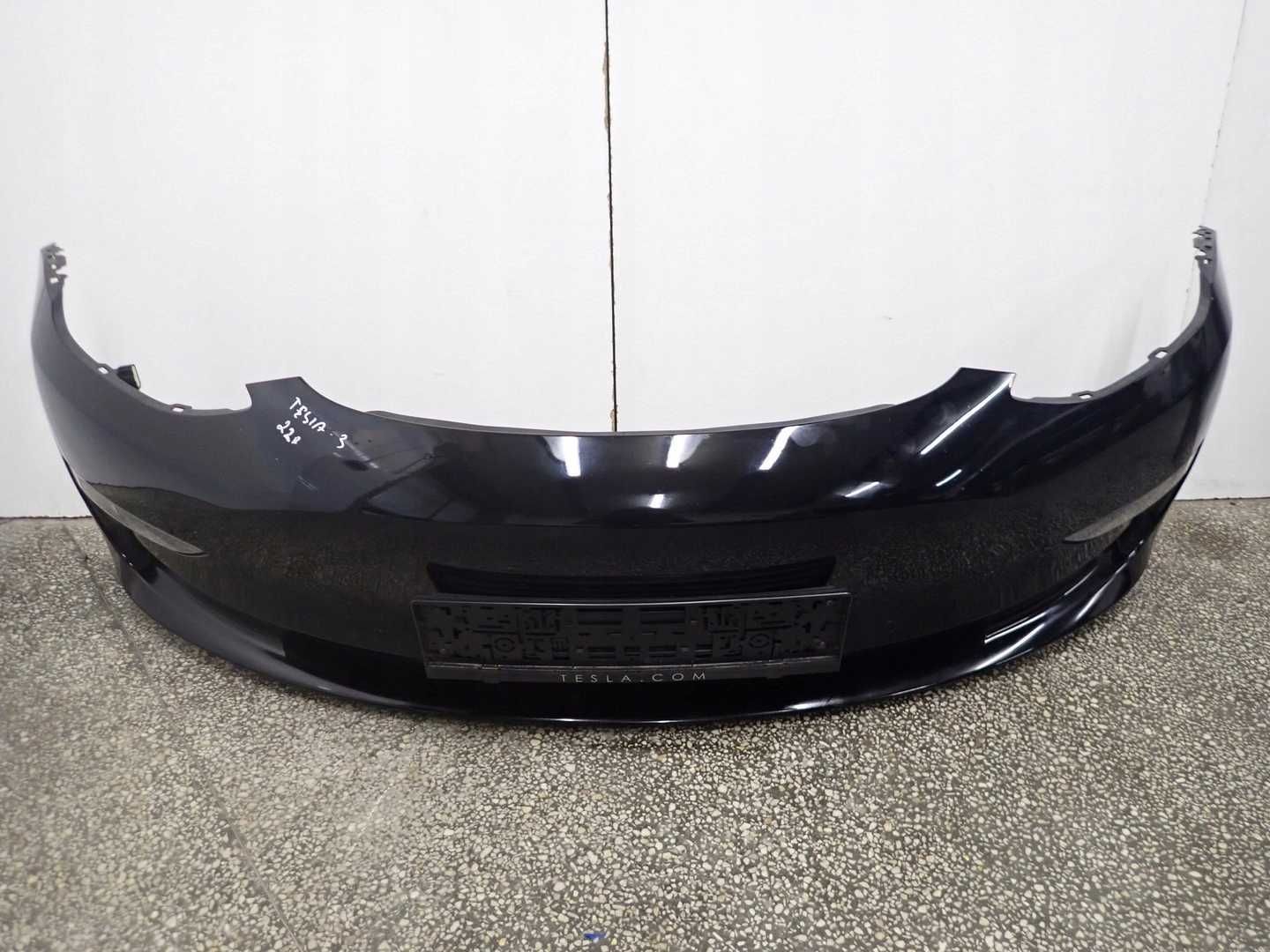Tesla Model 3 бампер - рестайл дорестайл