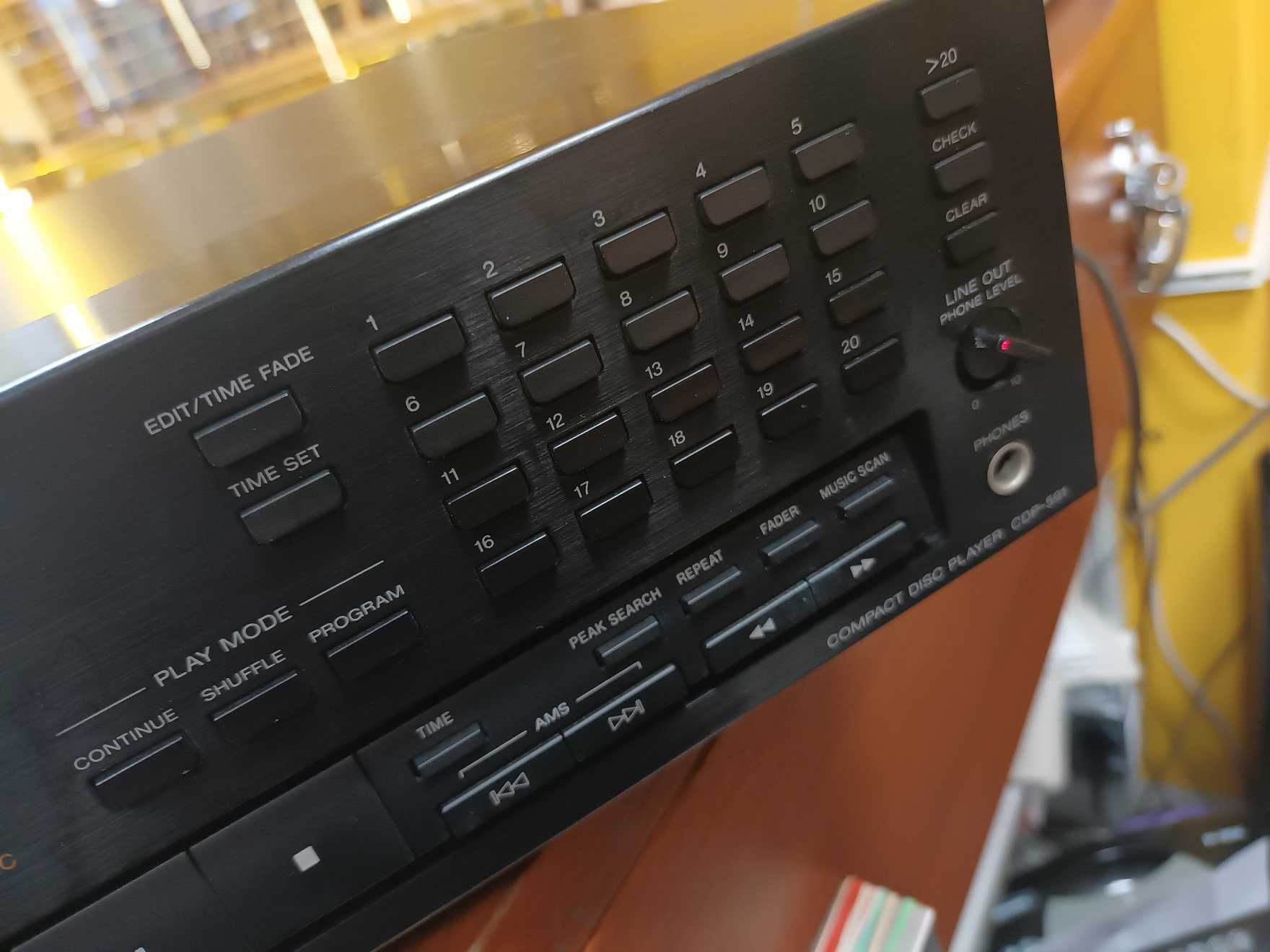 Odtwarzacz CD SONY CDP-591