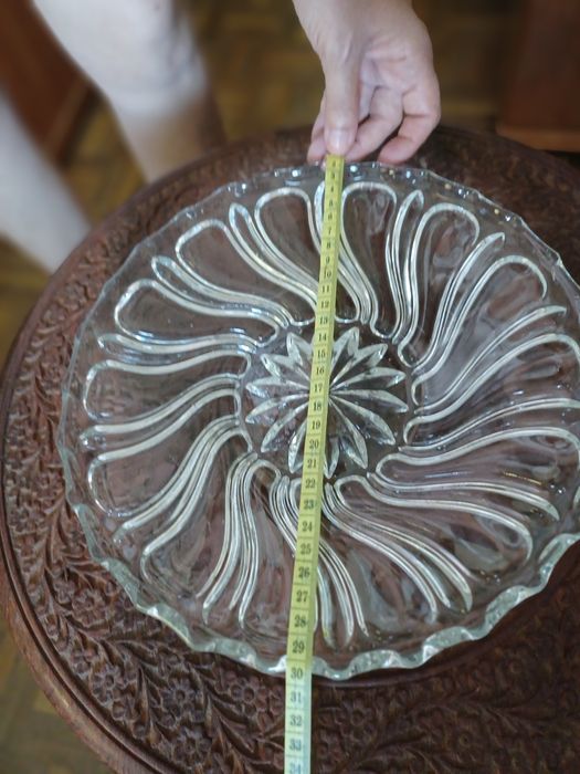Prato em vidro trabalhado