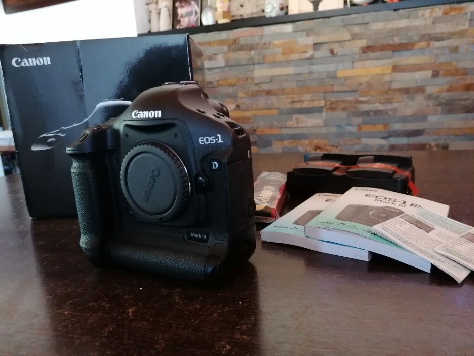 Canon EOS 1D Mark III