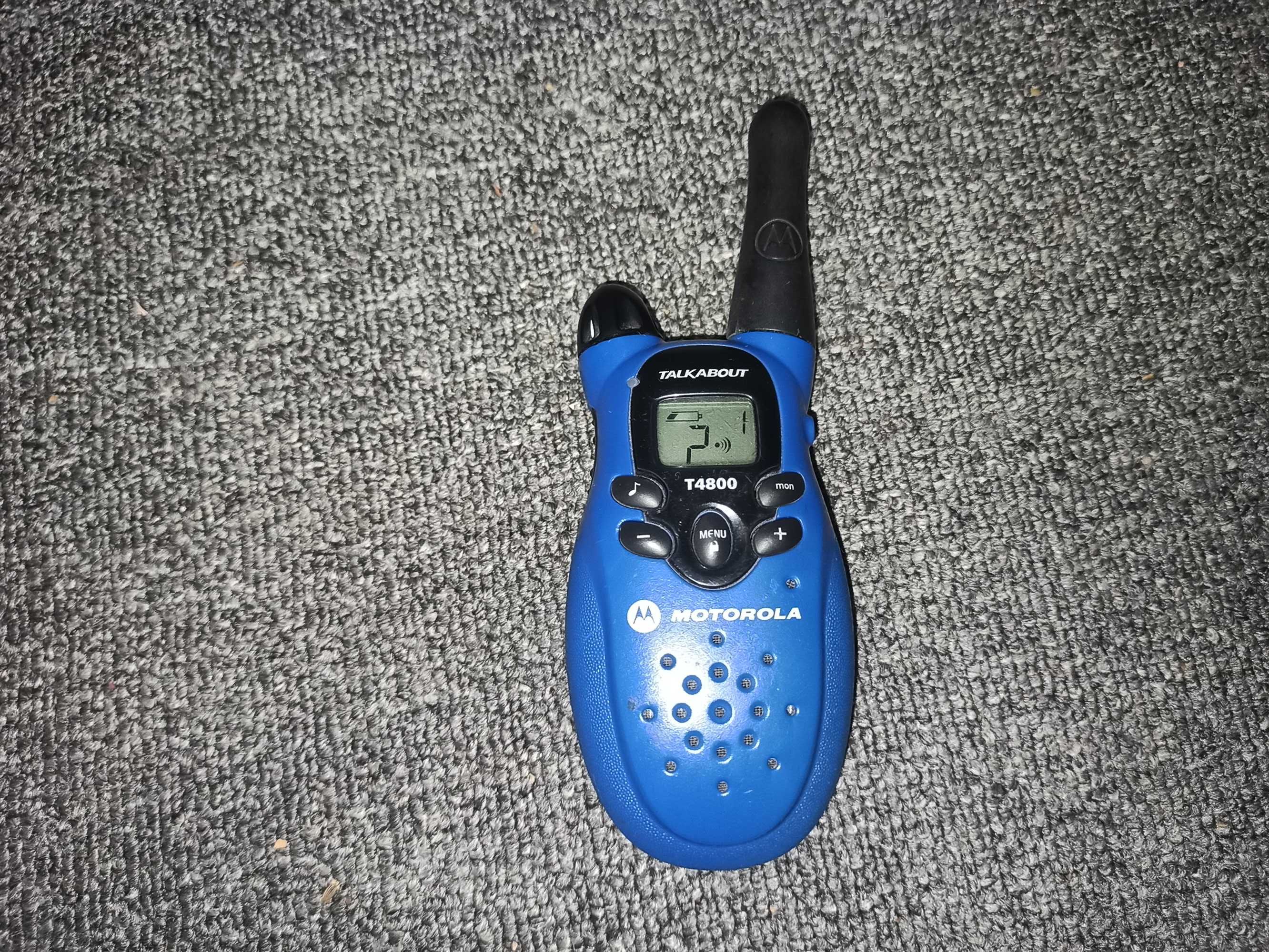 Рация Motorola T4800