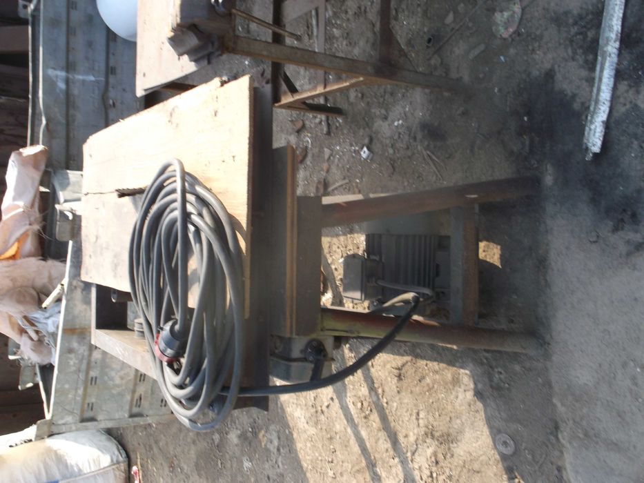 piła stołowa krajzega 3kw 2880/min z epoki prlu