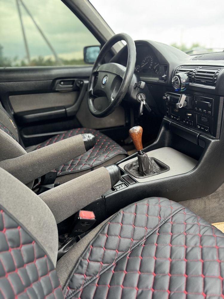 Продам BMW E34 520I м50б20