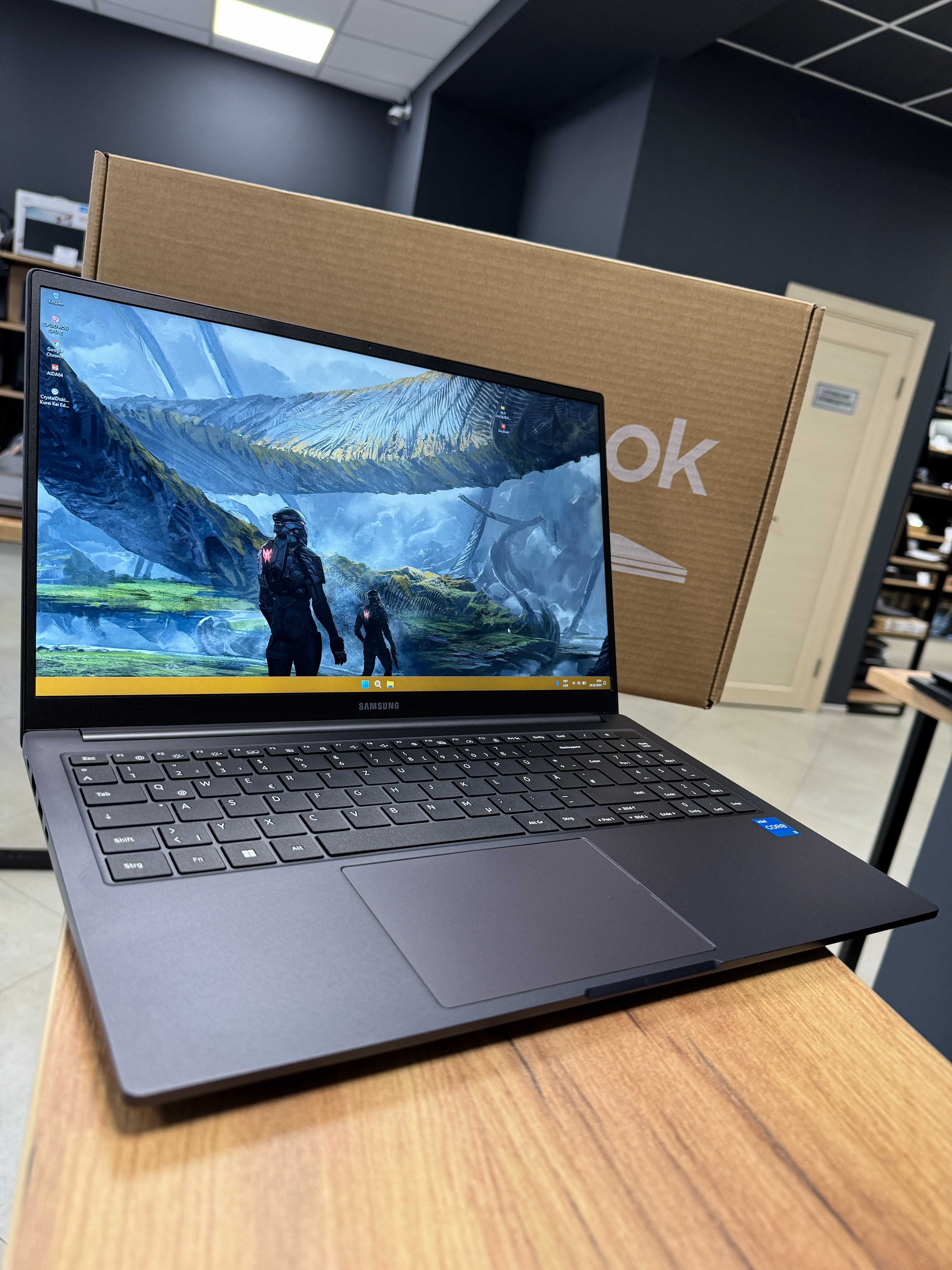 Ноутбук Samsung Galaxy Book 2 - i3 1215U 6 ядер/8 GB/256 NVME/FHD IPS