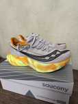 Кросівки Saucony Endorphin Pro 4