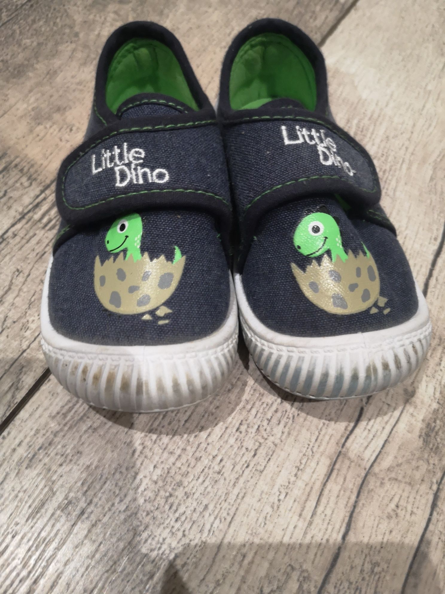 Buty chłopięce  r. 22