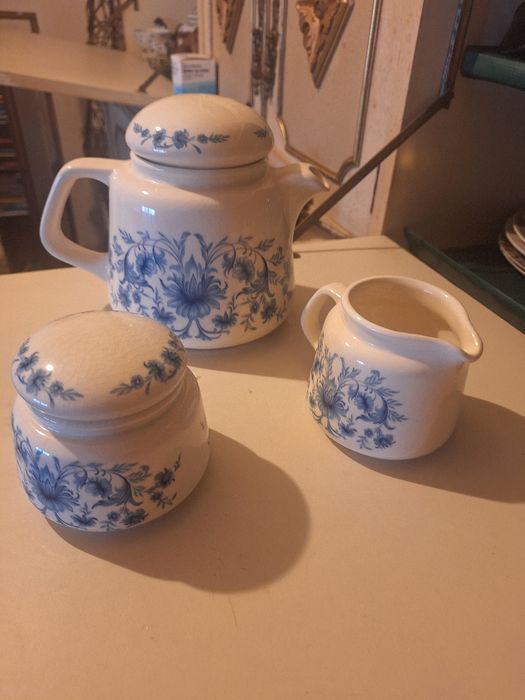 Serviço de 3 peças para o chá