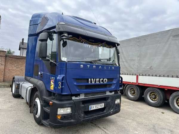 Iveco Stralis 2008 Сідловий тягач