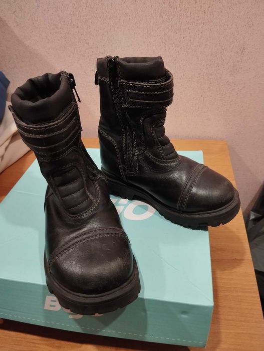 Buty zimowe dziecięce skórzane r. 25