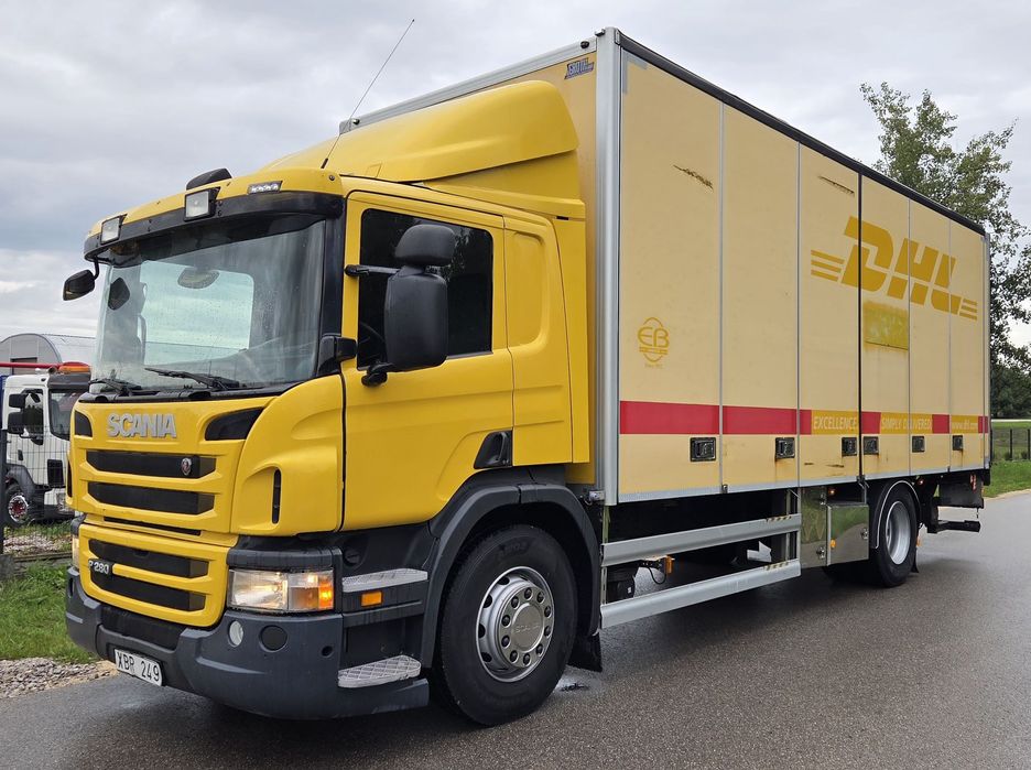 Scania P 280  izoterma 4x2 EURO 5 otwierany bok kontener  Laweta rama do zabudowy bdf 230