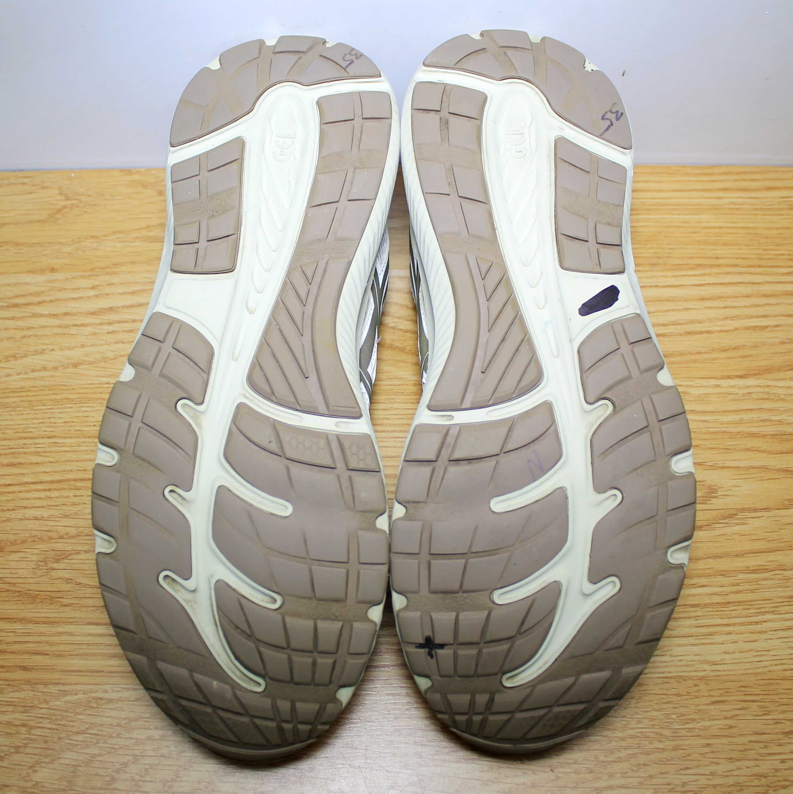 Кросівки Asics Gel-Contend 7