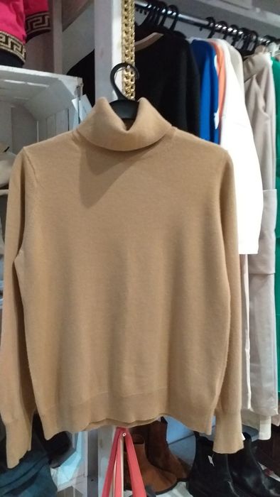 Swetr cashmirowy 100 procent  stan bardzo dobry wymiary na zdjęciach