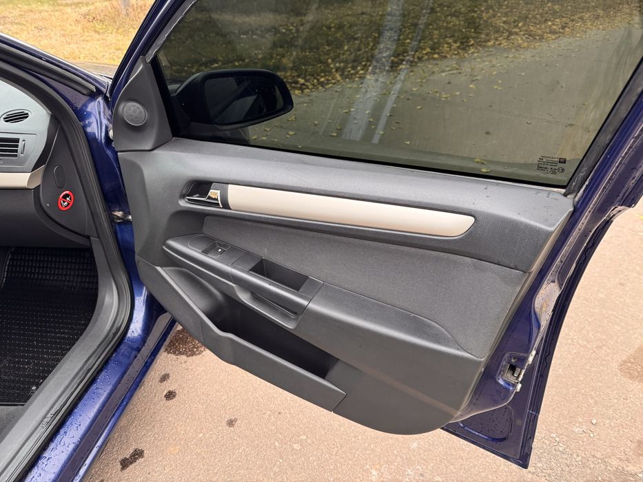 Opel Astra H 1.7 дизель