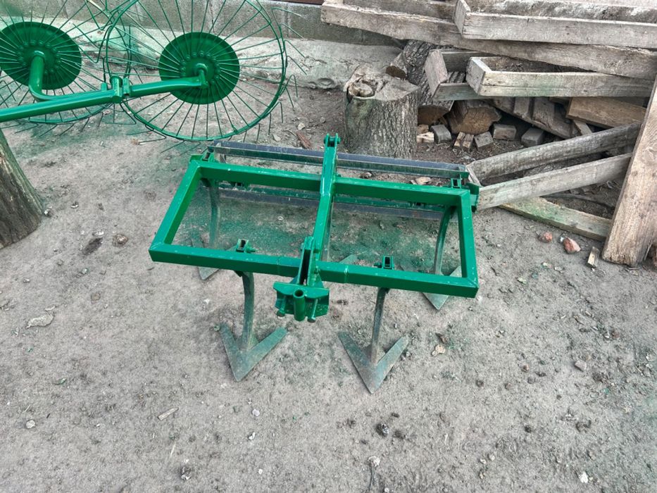 Продаю мототрактор з інвентарем