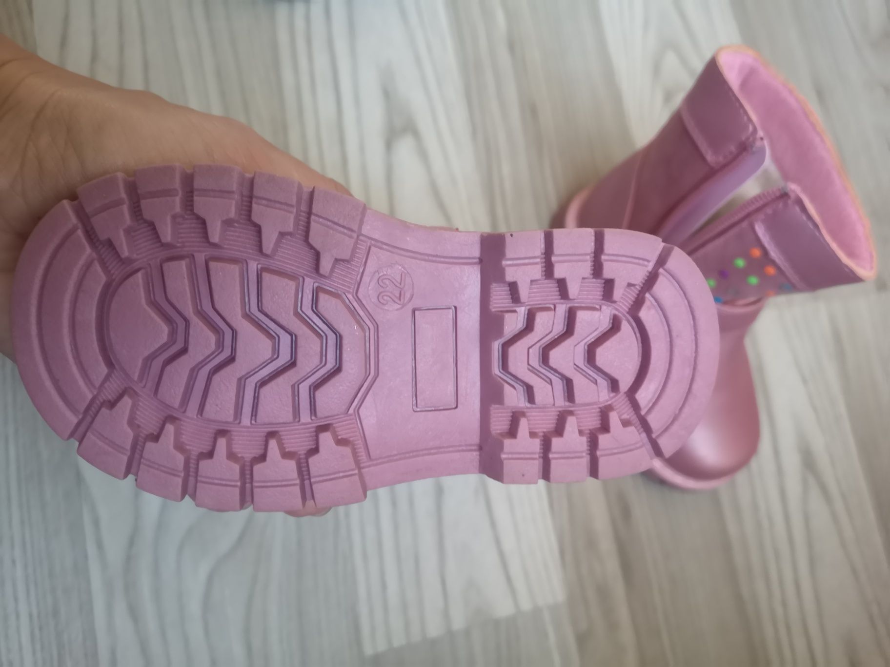 Buty dla dziewczynki