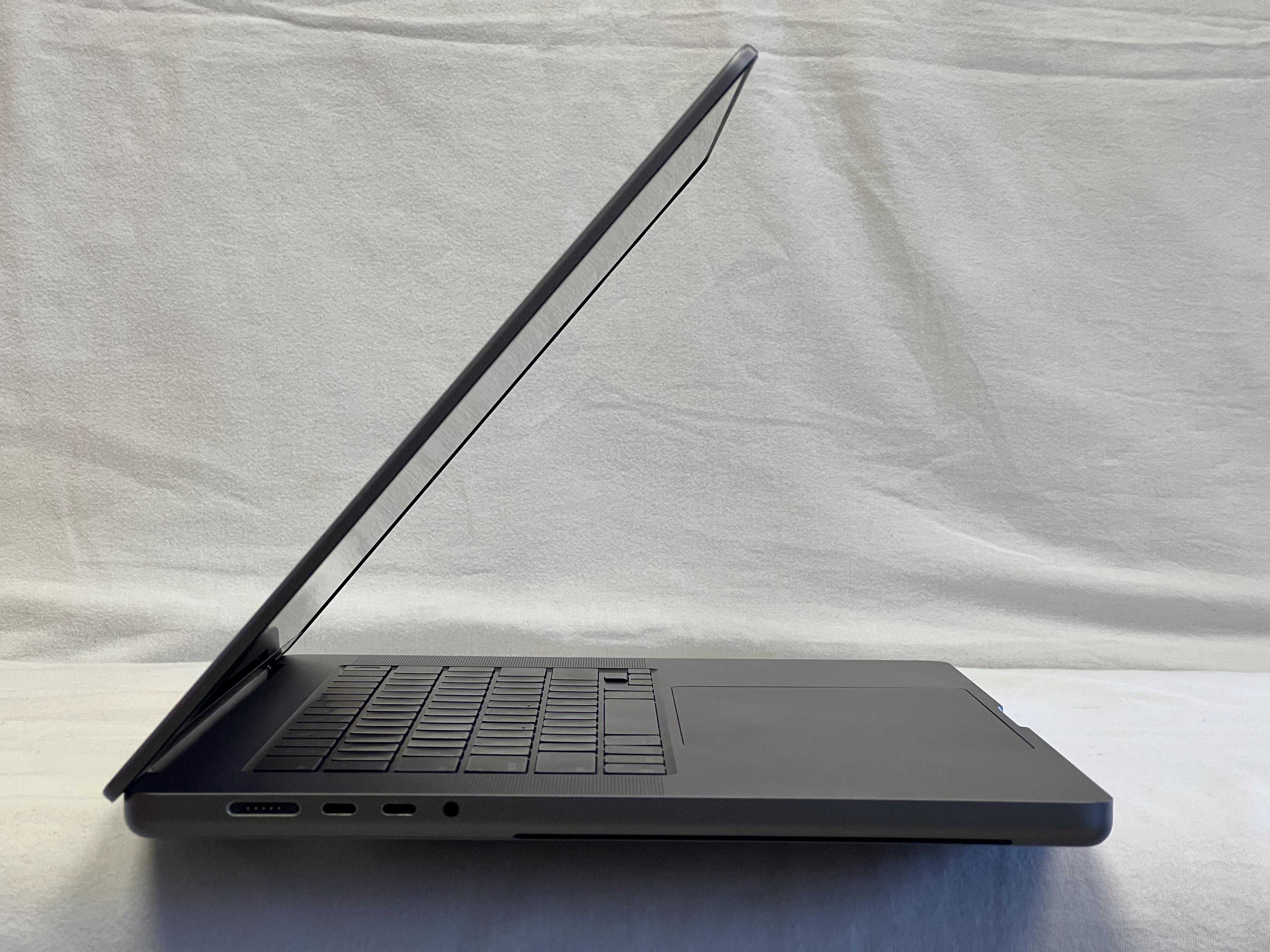 MacBook Pro 16.2”. 2021 M1 Pro, 16RAM/1000 SSD ,Space Grey