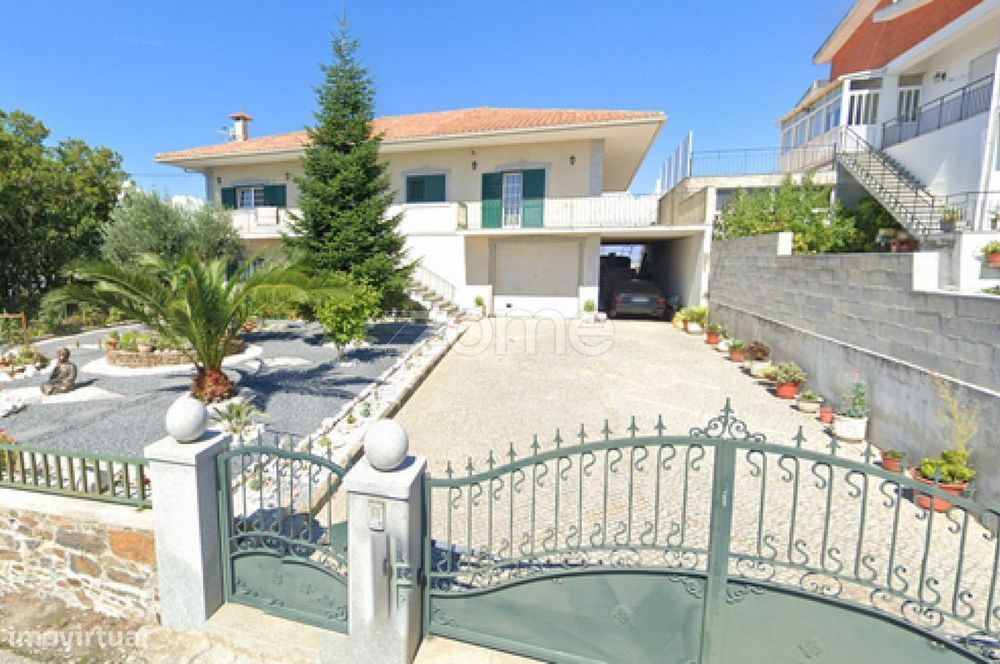 Moradia T4 | Poiares | Peso da Régua