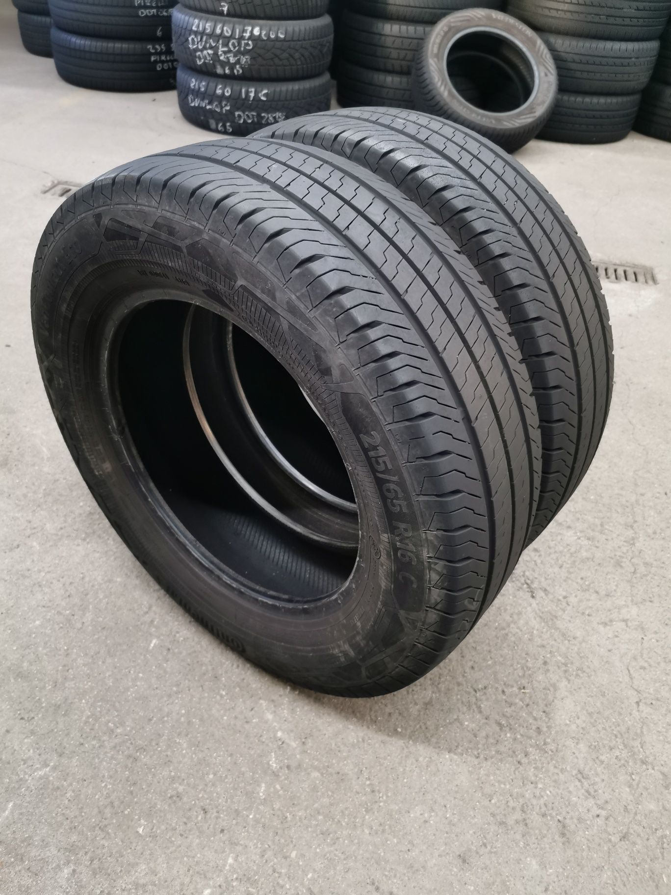 Para opon 215/65R16c Continental VanContact Eco