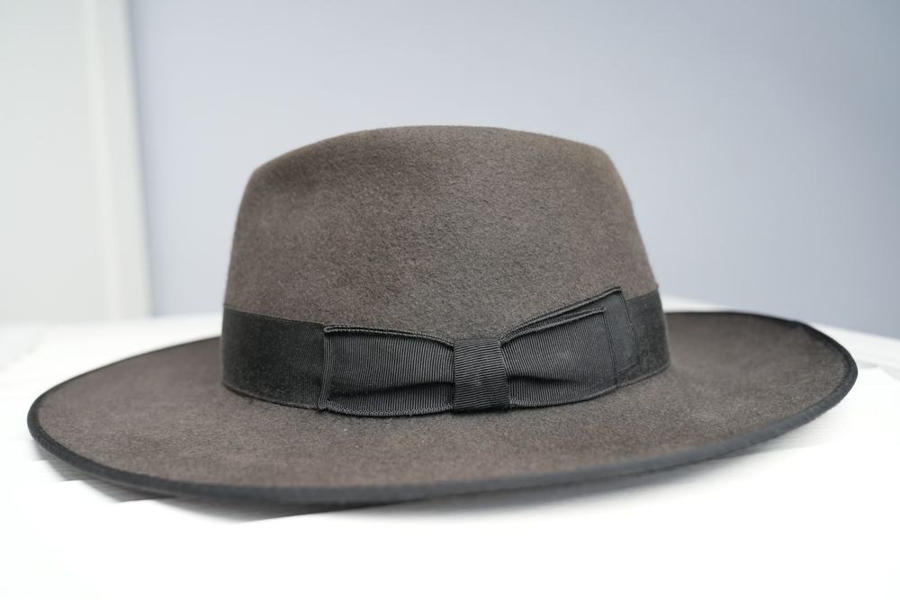 Kapelusz Stylowy Fedora Yva Berlin Projektant Czarny Unikat Stary