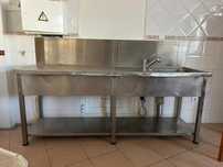 Balcão em inox com lava loiça