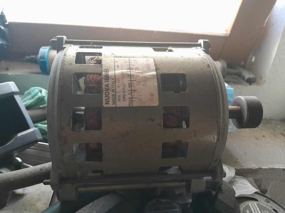 Silnik elektryczny 220 V.